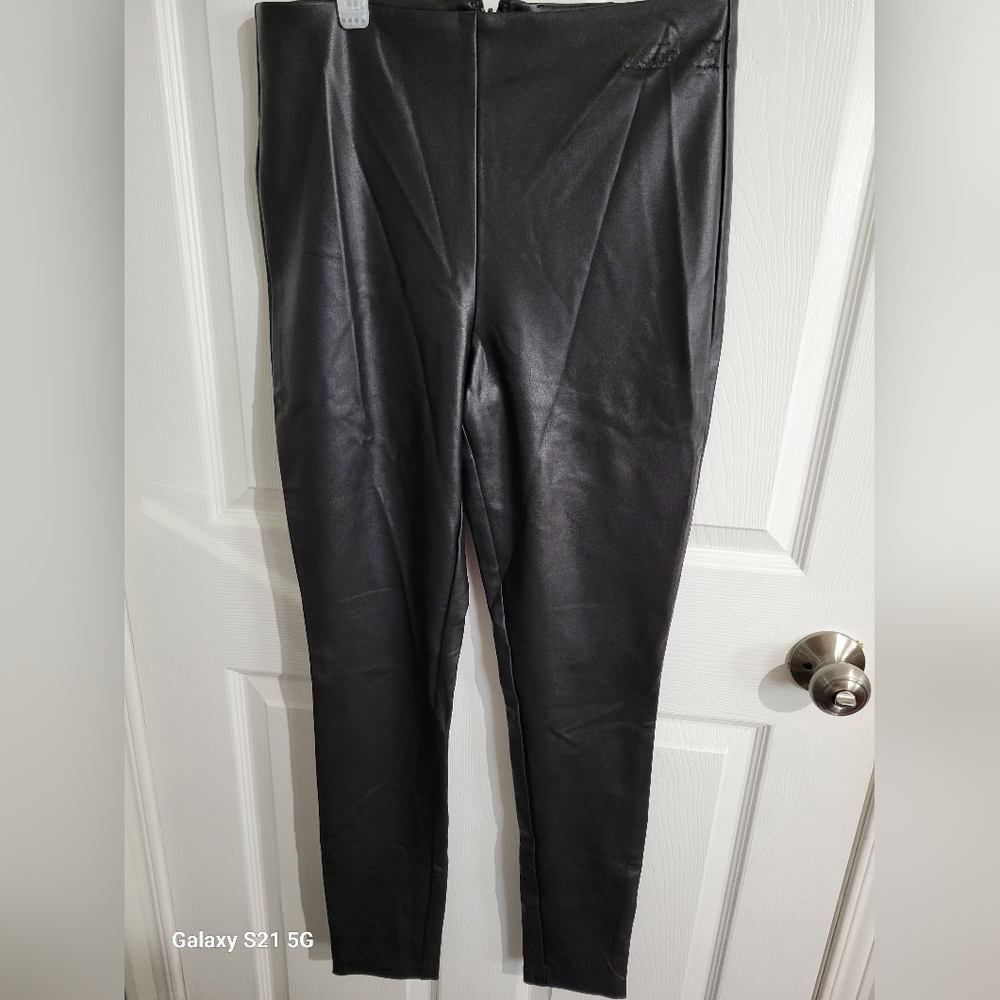 Guess leather look pants size medium NWT
